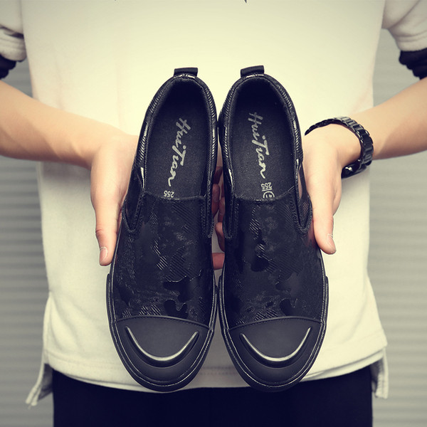 Ανδρικά μοκασίνια σε δύο χρώματα