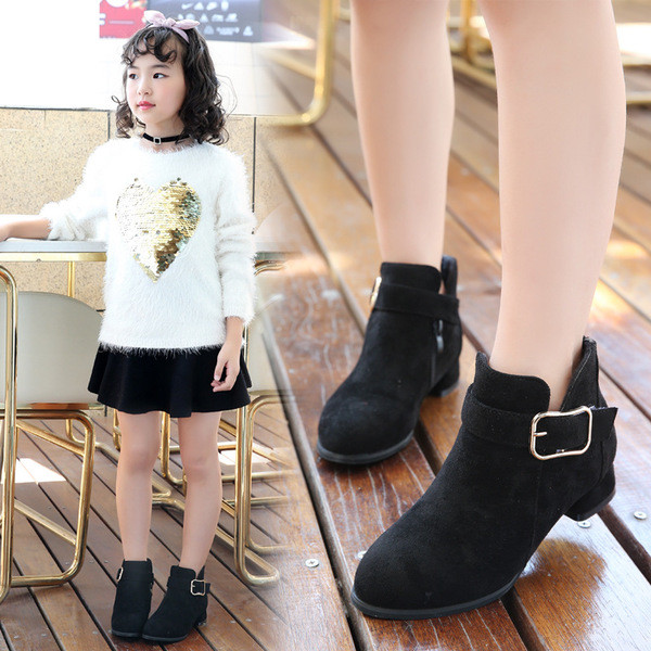 Ghete moderne pentru copii pentru fete din piele intoarsa ecologica in negru, rosu si roz