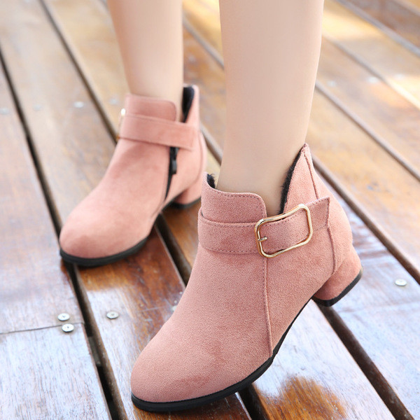 Ghete moderne pentru copii pentru fete din piele intoarsa ecologica in negru, rosu si roz