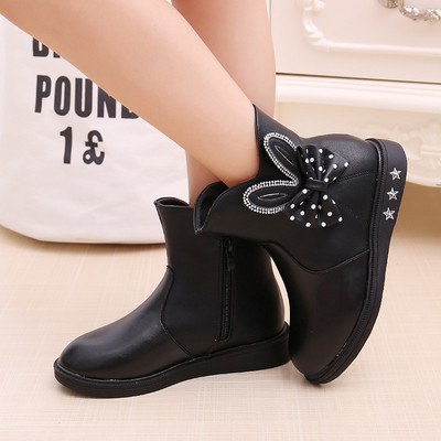 Παιδικέσ μπότες για  αγόρια για κορίτσια με τρισδιάστατα στοιχεία σε μαύρο, κόκκινο και ροζ χρώμα