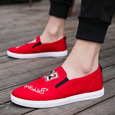 Ανδρικά μοκασίνια με επιγραφή σε δύο χρώματα