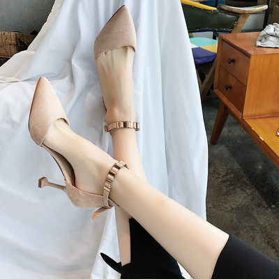 Елегантни дамски обувки с каишка в два цвята