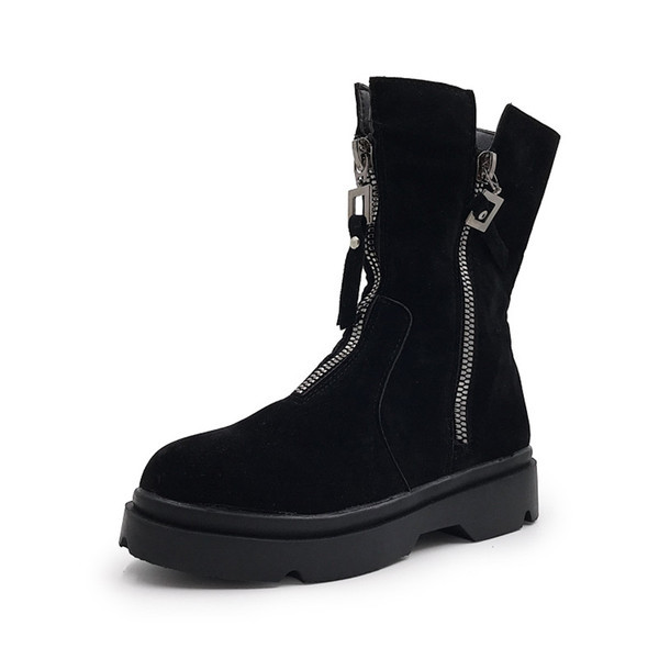 Γυναικείες μπότες σε μαύρο χρώμα