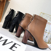 Κομψές δερμάτινες μπότες κυρίες σε δύο χρώματα