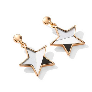 Γυναικεία απαλά σκουλαρίκια  σε σχήμα αστεριών σε ρέοντα χρώματα