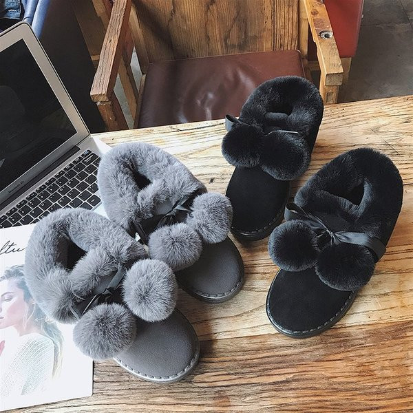 Γυναικείες χειμωνιάτικες μπότες σε γκρι και μαύρο χρώμα