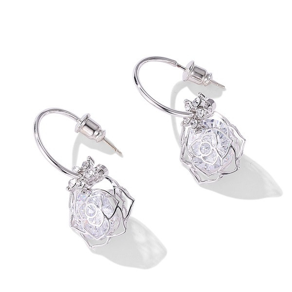 Elegáns kis női fülbevaló két színben