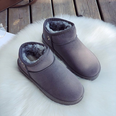 Γυναικείες μπότες με κεντήματα σε τρία χρώματα