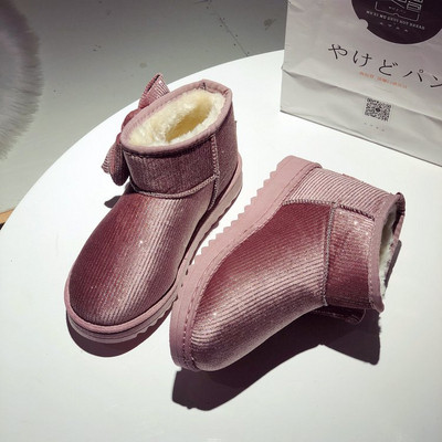 Μοντέρνες γυναικείες μπότες με κορδέλα σε τρία χρώματα