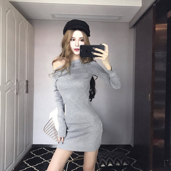 Stílusos női ruha szürke és fekete színben