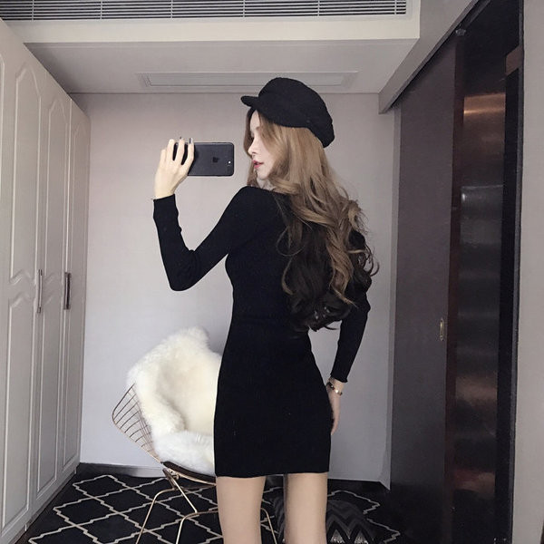 Stílusos női ruha szürke és fekete színben