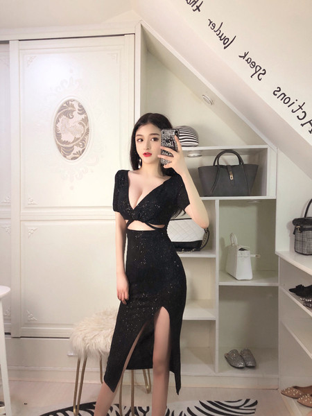 Rochie elegantă de damă, cu decolteu în V, de culoare neagră