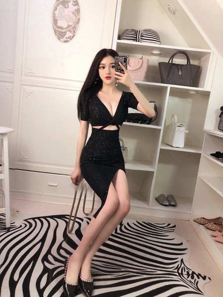 Rochie elegantă de damă, cu decolteu în V, de culoare neagră