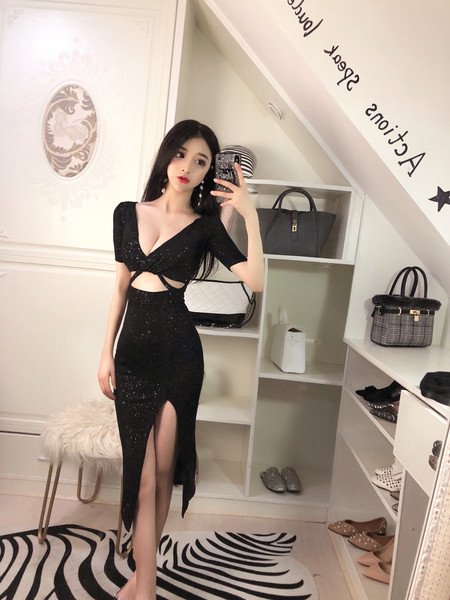 Rochie elegantă de damă, cu decolteu în V, de culoare neagră