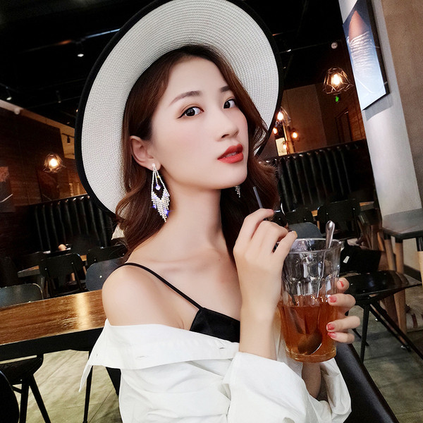 HIT Elegáns női függő fülbevaló kövekkel két színben