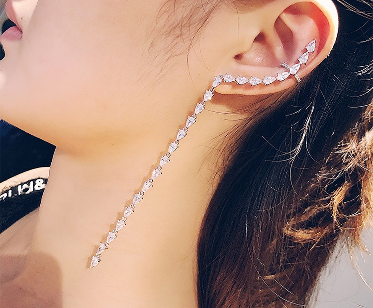 Γυναικεία κομψά μακριά σκουλαρίκια με πέτρες