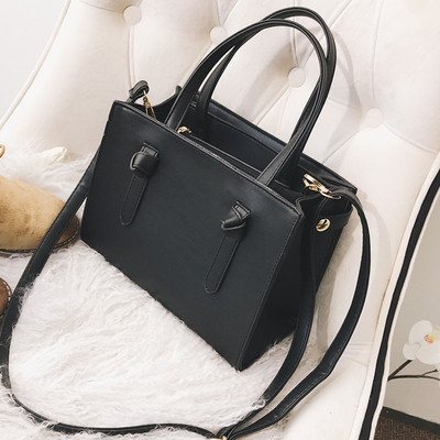 Σύγχρονη γυναικεία τσάντα σε τέσσερα χρώματα