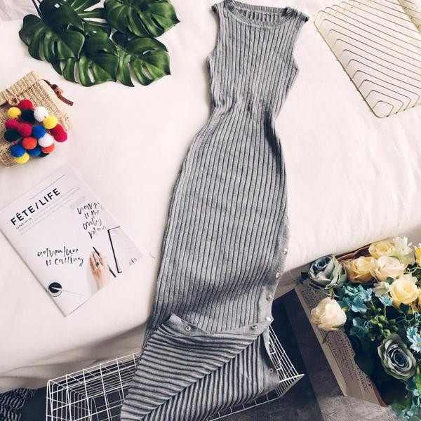 Rochie lunga de dama eleganta cu bretele largi si nasturi laterali in mai multe culori