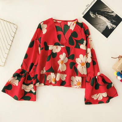 Γυναικεία μπλούζα με βολάν και floral μοτίβα σε διάφορα χρώματα