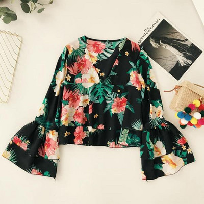 Γυναικεία μπλούζα με βολάν και floral μοτίβα σε διάφορα χρώματα