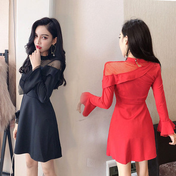 Μοντέρνο γυναικείο φόρεμα με μανίκι λωτού σε μαύρο και κόκκινο χρώμα