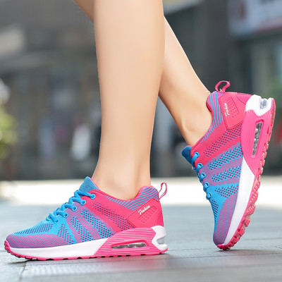 Γυναικεία αθλητικά πάνινα παπούτσια σε διάφορα χρώματα