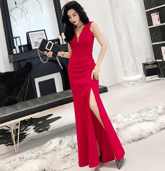 HIT hosszú elegáns női ruha fekete és piros színben