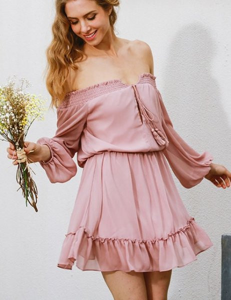 Stílusos női ruha ejtett ujjakkal, négy színben