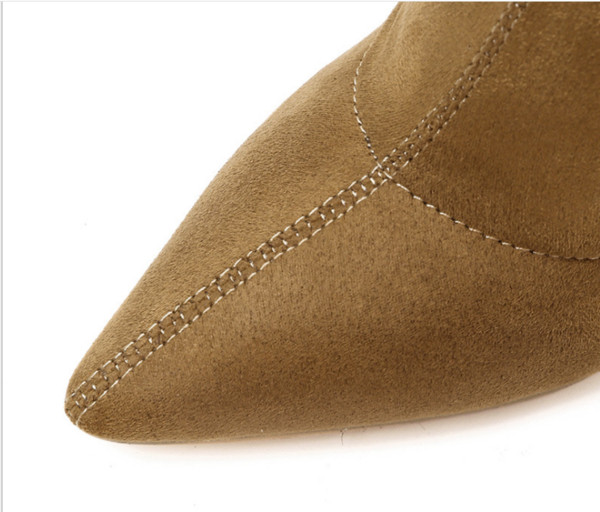 Elegáns női öko velúr csizma fekete és bézs színben