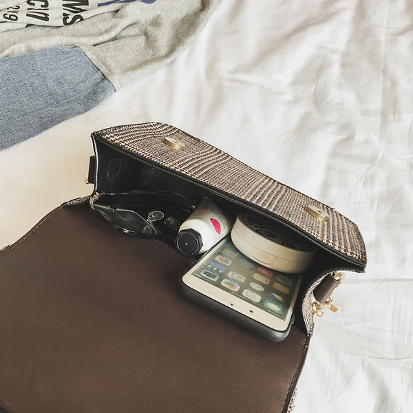 Jelenlegi női kockás táska két színben vagy két méretben