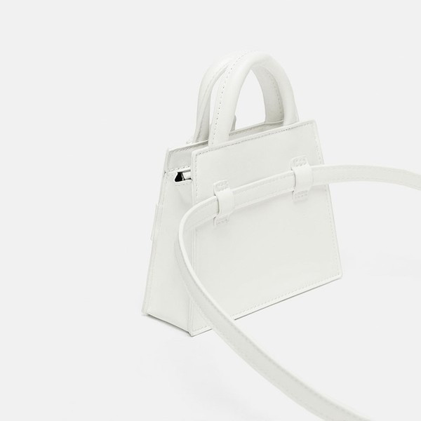 Γυναικεία μικρή  τσάντα με κορδέλα σε δύο χρώματα