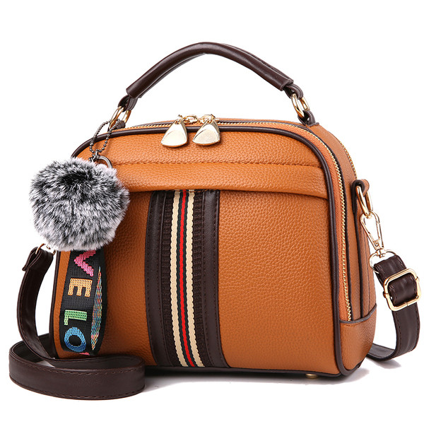 Aktuális női táska öko bőrből, különböző színekben