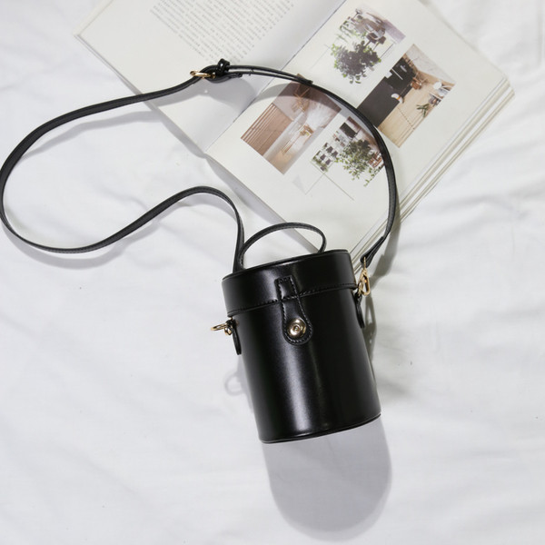 Lezser retro bőrtáska két színben