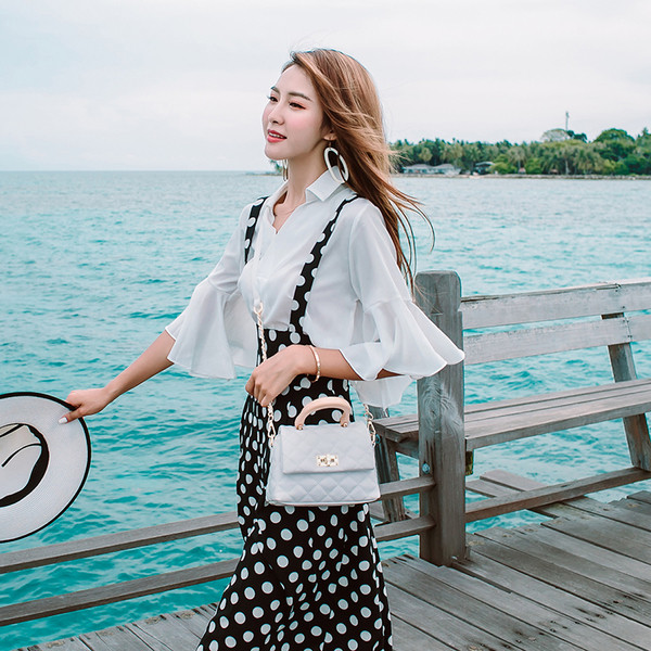 Stílusos női kistáska rövid és hosszú füllel, három színben