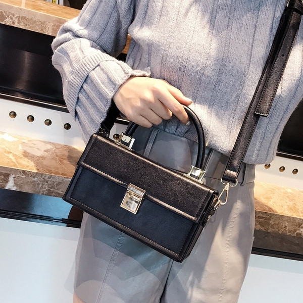 Eko bőrből készült alkalmi női táska két színben