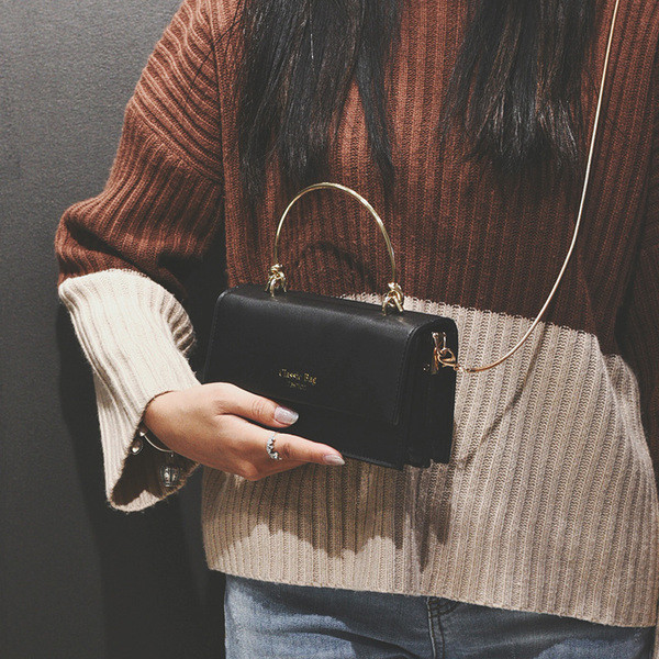 Γυναικεία απαλή τσάντα σε τρία χρώματα