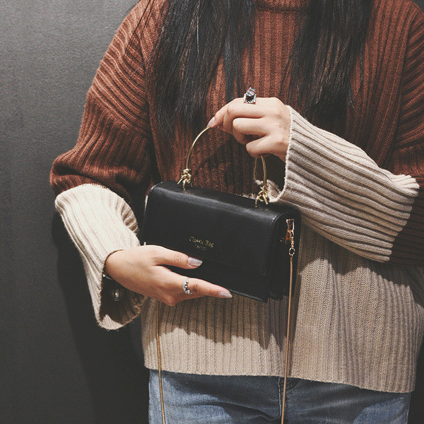 Γυναικεία απαλή τσάντα σε τρία χρώματα