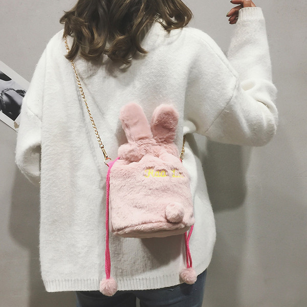 Alkalmi női pehelytáska 3D elemmel, négy színben