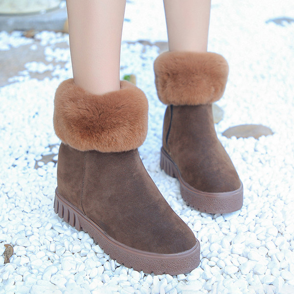 Χειμερινές γυναικείες  μπότες με γούνα σε δύο χρώματα