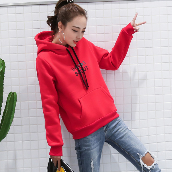 Γυναικεία φούτερ με κουκούλα και μαύρο και κόκκινο χρώμα