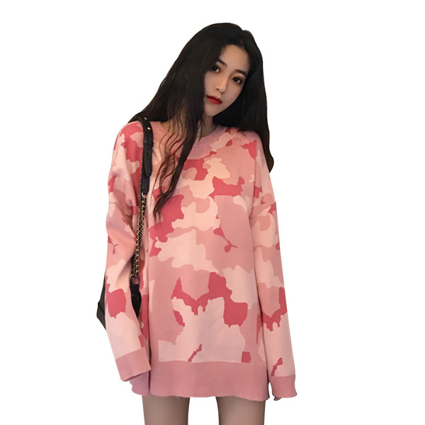 Γυναικεία μακρύ μπλούζα σε ανοιχτό χρώμα