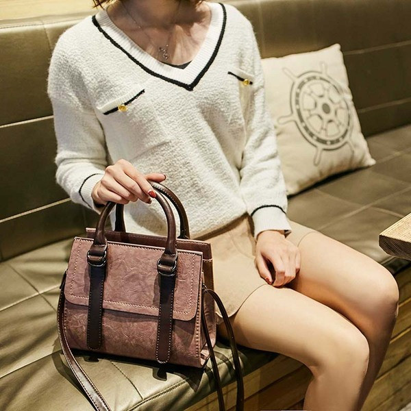 Egyszerű kézitáska több színben