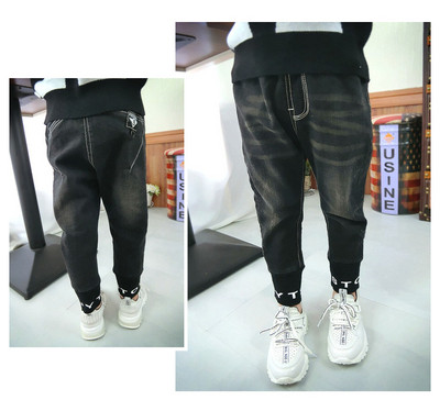 Παιδικά απλό τζιν για αγόρια σε σκούρο χρώμα - τρία μοντέλα