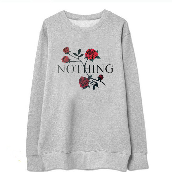 Γυναικεία καθημερινή μπλούζα με εφαρμογές και λευκό και γκρι χρώμα