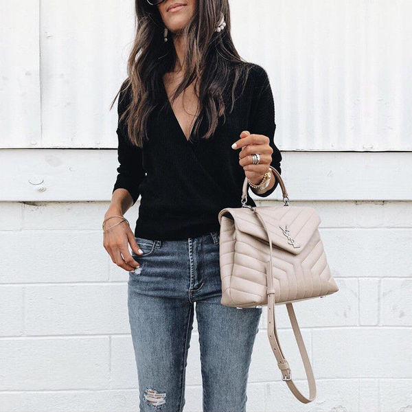 Stílusos női blúz V-nyakkal, több színben