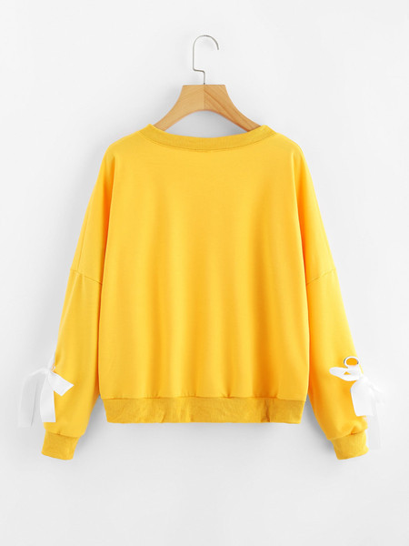 Γυναικείες μπλούζες αθλητισμού με έγχρωμο κέντημα και ο-λαιμό σε δύο χρώματα