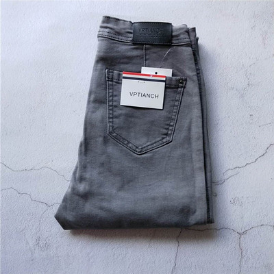 Άνετα δαντελωτά ελαστικά τζιν σε διάφορα χρώματα