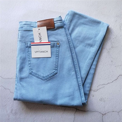 Άνετα δαντελωτά ελαστικά τζιν σε διάφορα χρώματα