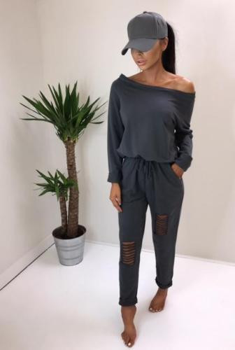 Μοντέρνες γυναικείες φόρμες με σχισμένα σχέδια και πεσμένα μανίκια σε τρία χρώματα