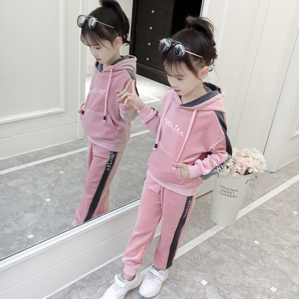 Παιδικό σετ για κορίτσια σε τέσσερα χρώματα